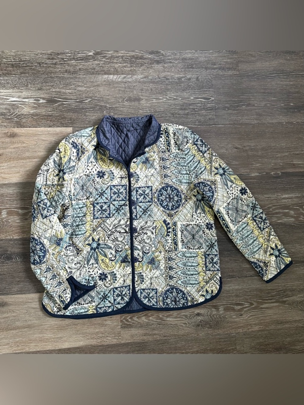 Reversible Quilted Jacket Blue Chambray & Tile Print Boho Coastal Grandmother L
